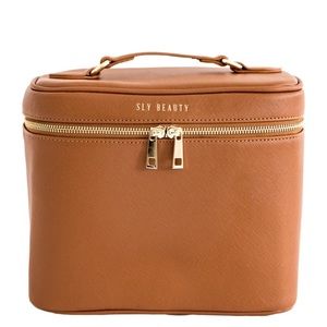 Sly Beauty Bag- The Ever Need in Saddle